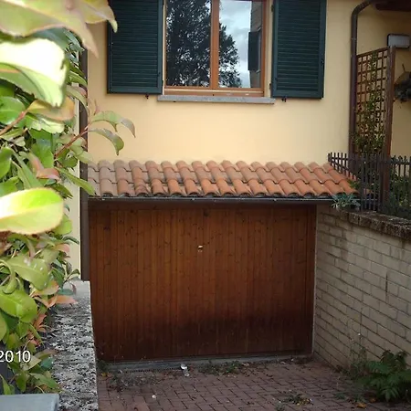 Villa Maria 3 Floors Independent With Garage *