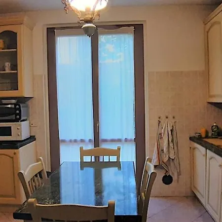 Villa Maria 3 Floors Independent With Garage